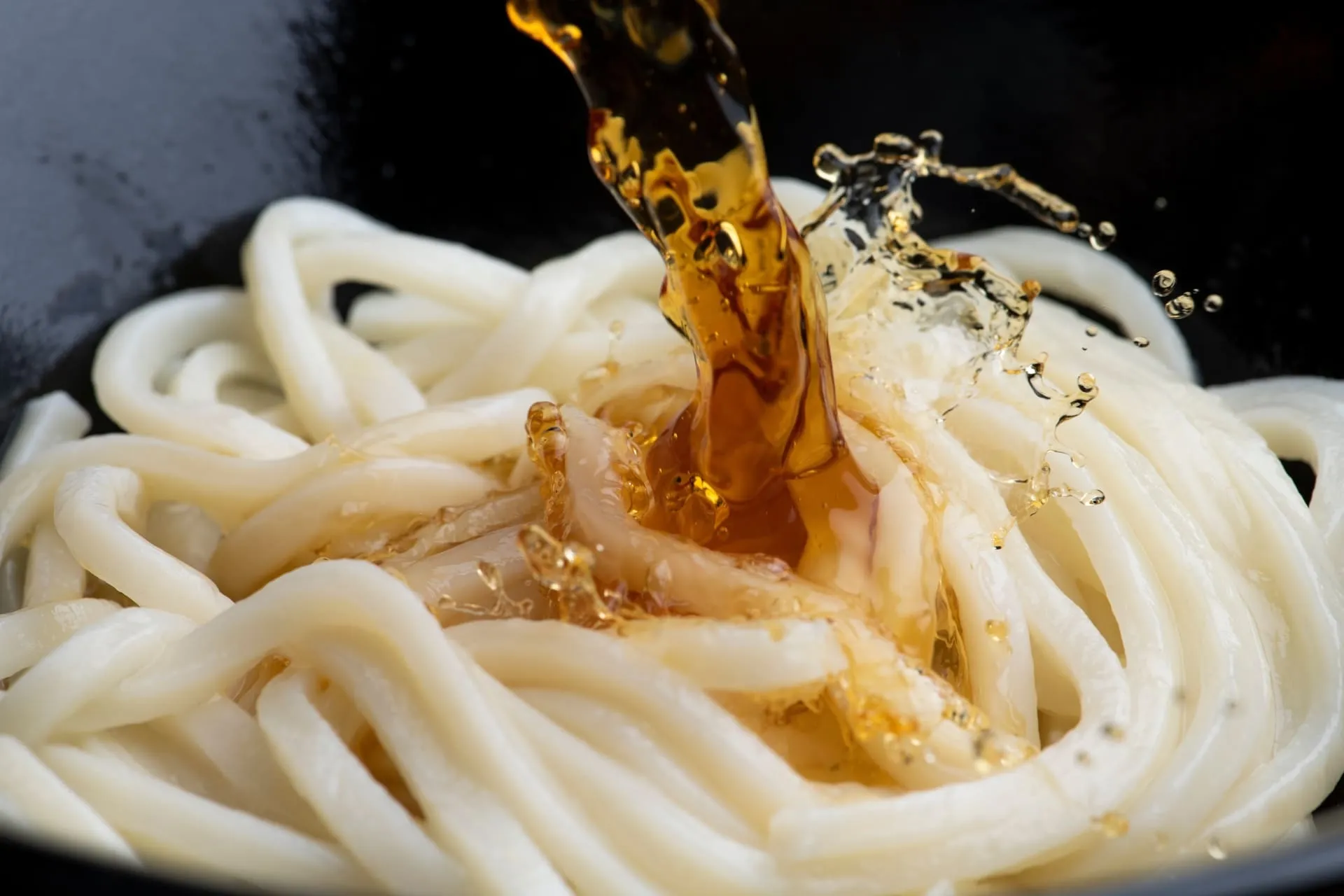 今日はおんまく花火🎆うどん屋で腹ごしらえ